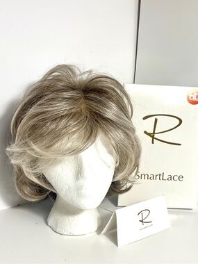 Jon Renau NAOMI Wig SmartLace HD Heat Defiant Shag Grey Blonde Mix 56F51 Box